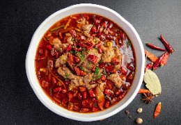 應對生理期、熬夜和換季引發的痘痘,您需要這些護膚技巧