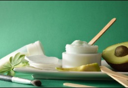 貼片面膜和涂抹面膜，哪個更適合你的肌膚？