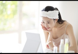 大家幫忙看看，到底該選誰做‘男友’